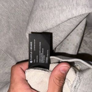 i’m trying to get rid of this purple brand hoodie it’s goes for 250 lowest is100